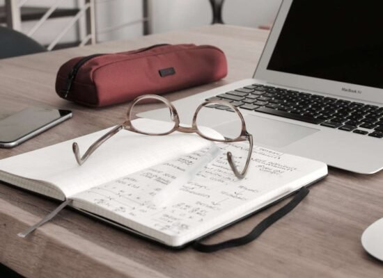 Dekorationsbild Mehrwertsteuer beim Kunstkauf - Galerie Alte Schule