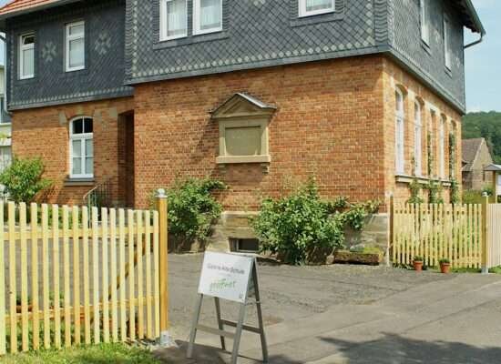 Galerie Alte Schule, Ansicht von der Straße aus