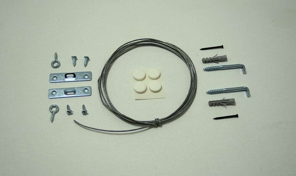 Einzelteile der STANDARDAUFHÄNGUNG für Bilder auf Leinwand und Keilrahmen - Galerie Alte Schule