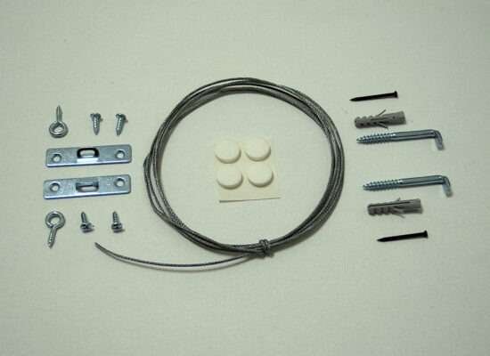 Einzelteile der STANDARDAUFHÄNGUNG für Bilder auf Leinwand und Keilrahmen - Galerie Alte Schule