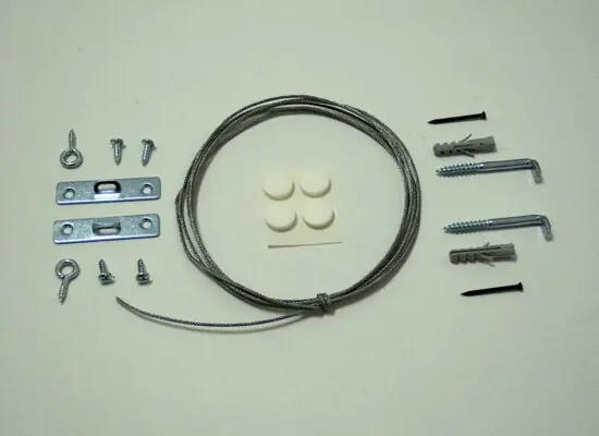 Einzelteile der STANDARDAUFHÄNGUNG für Bilder auf Leinwand und Keilrahmen - Galerie Alte Schule