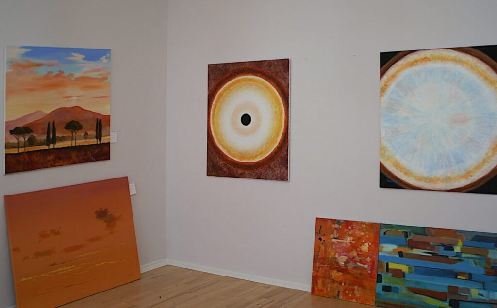 Herbstausstellung 2025 in der aktuellen Hängung im Januar 2026 - Galerie Alte Schule